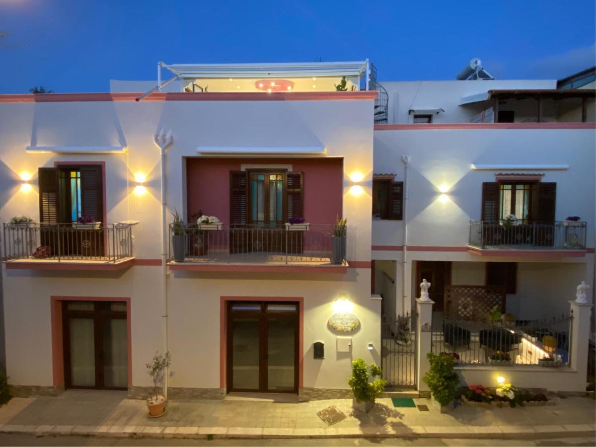 B&B Le Onde Del Mare San Vito Lo Capo Luaran gambar